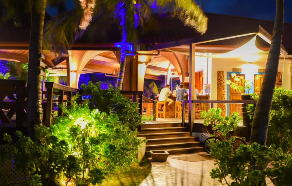 Ray Caye Private Island Resort