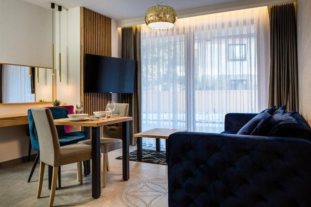 Tatra Square Apartments view 4