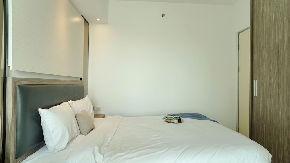 Modern Look And Comfy 2Br Apartment At M-Town Residence