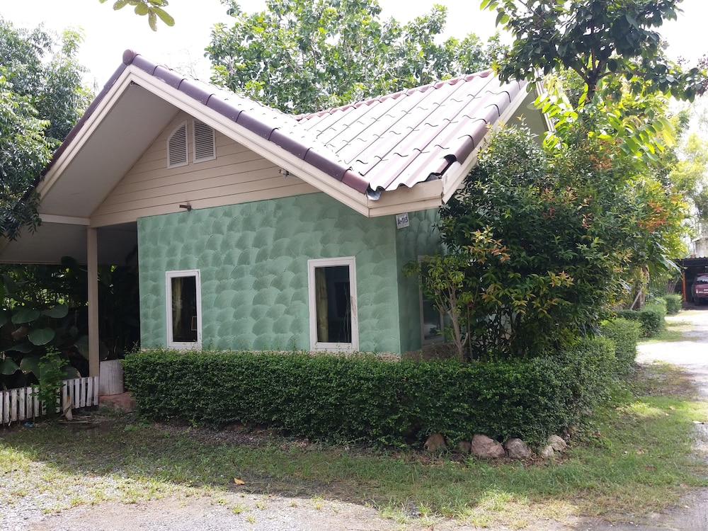 Hotel Praw Fan Resort - Image 1