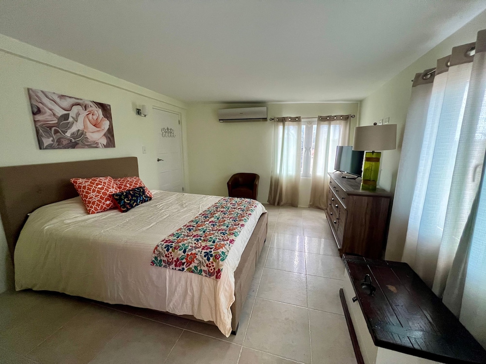 Palm Beach Villa Aruba - Great Location