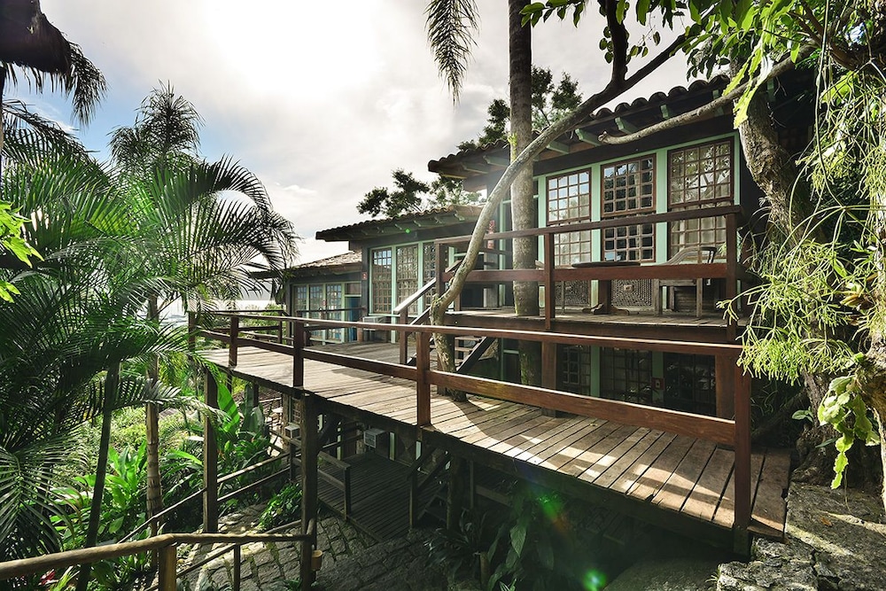 Hotel Porto Pousada Saco da Capela - Image 1