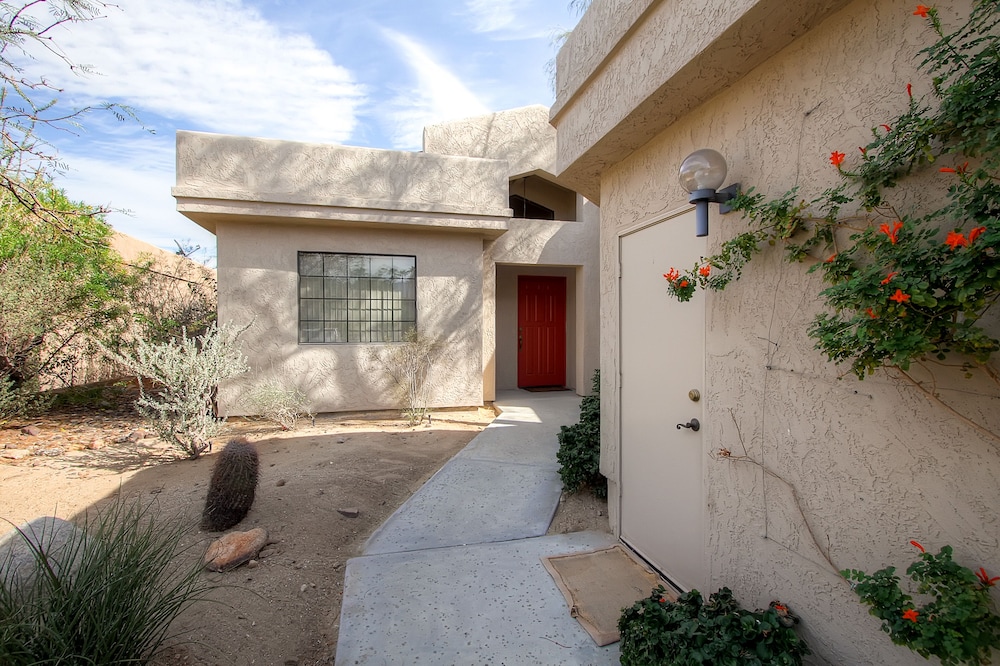 Borrego Springs Hideaway: Pool Table, Mtn Views! view 4