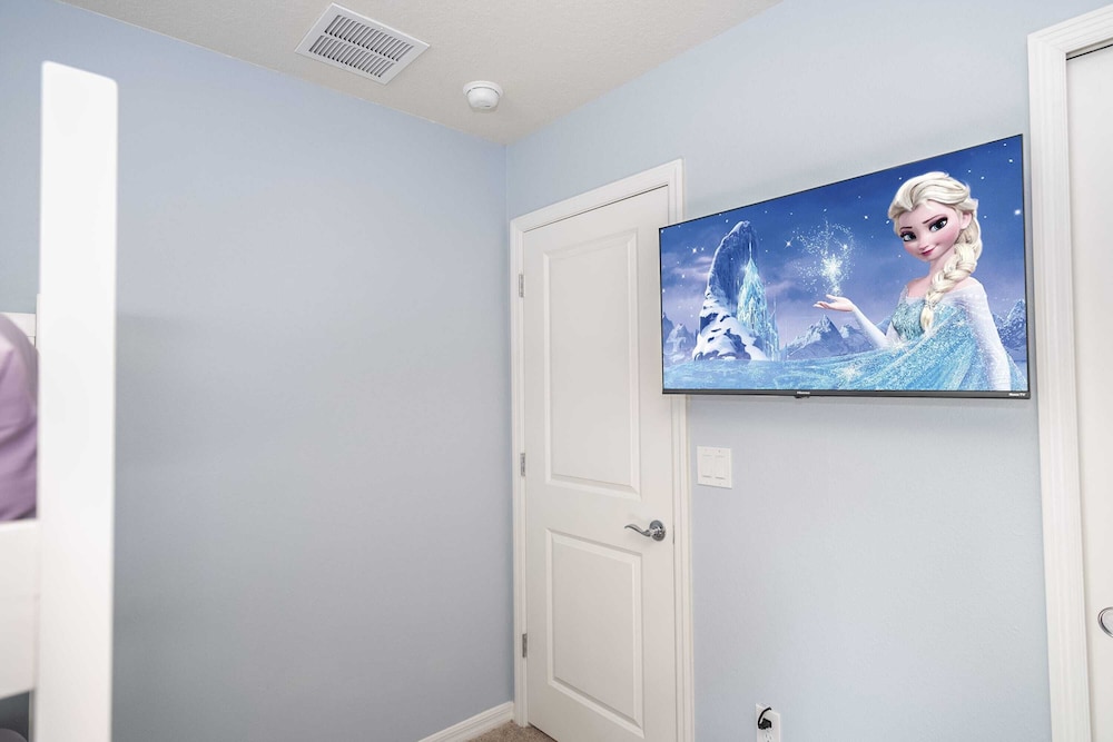 Gorgeous 6Bd W/ Pool Game Room At Windsor Island 4450