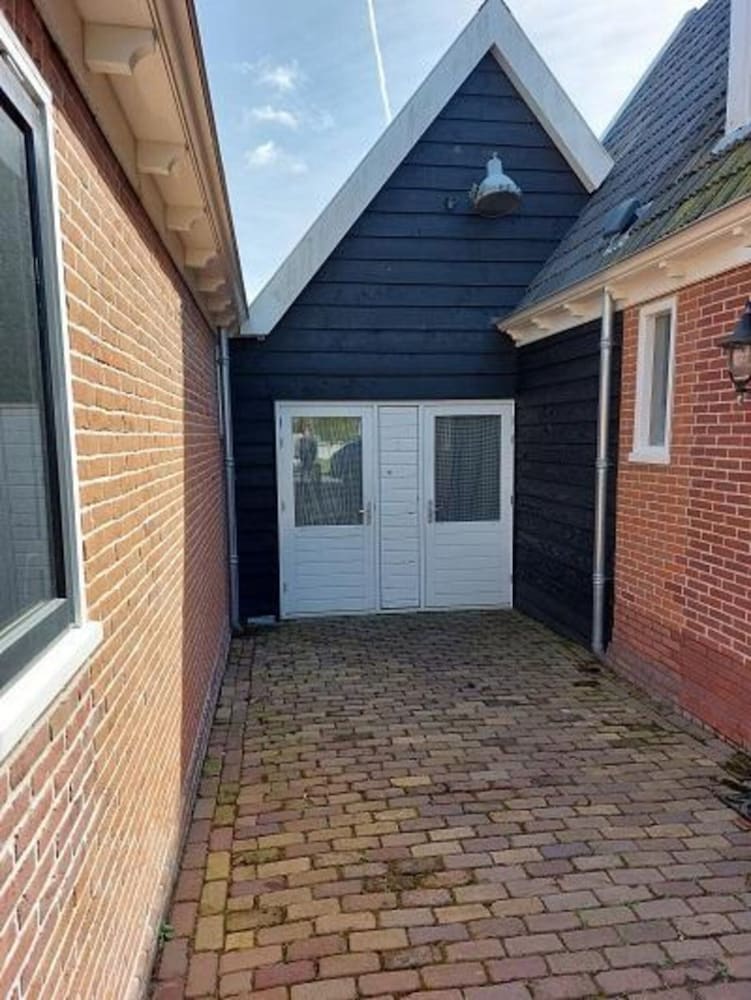 Cosy Furnished Holiday Home