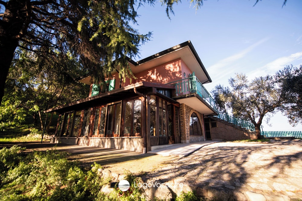 Villa Eunice