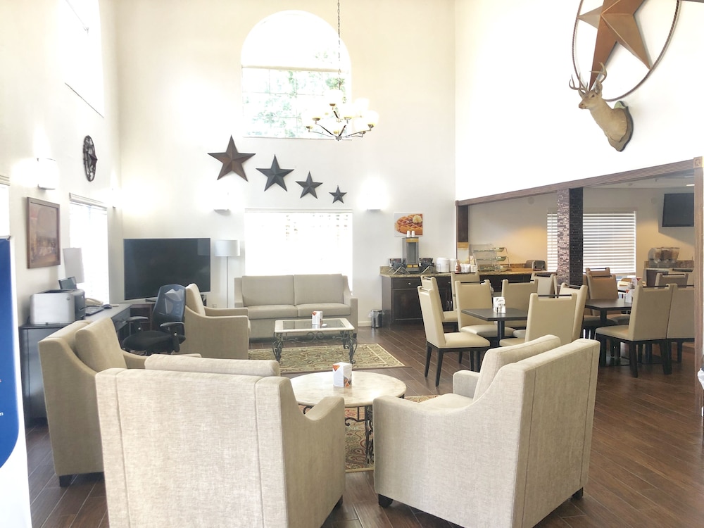 Quality Inn & Suites Kerrville view 2
