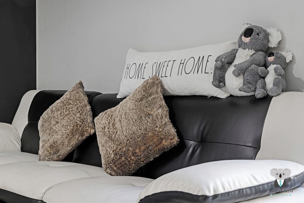 Kozyguru | Ryde | Cosy 2Bed Apt With Private Yard
