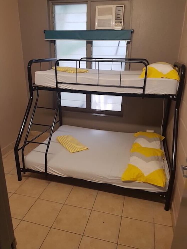 Down Under Hostels on Harriet - Image 2