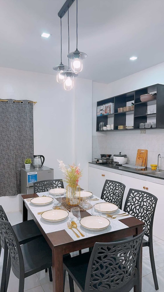 2 Storey Family House in Casa Verde Mati City
