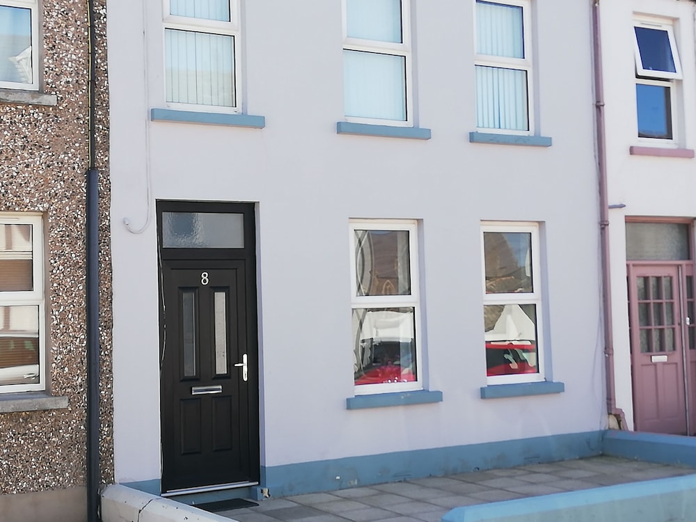 8 Enfield Street view 3