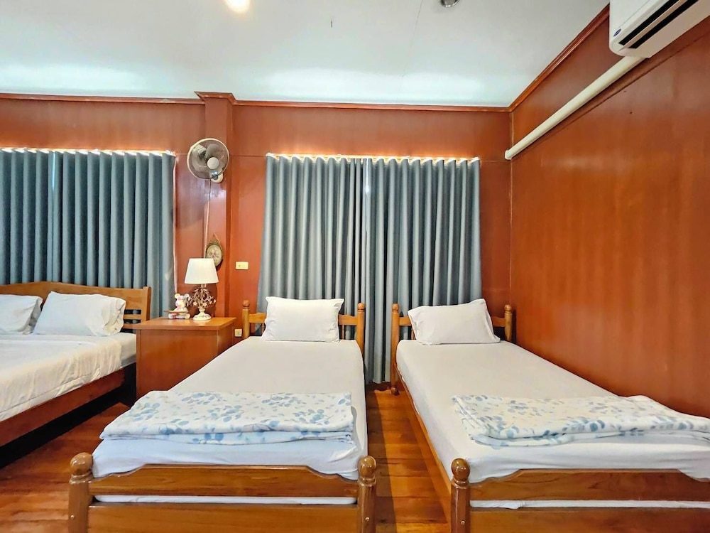 Punnattha House by Peema Villa