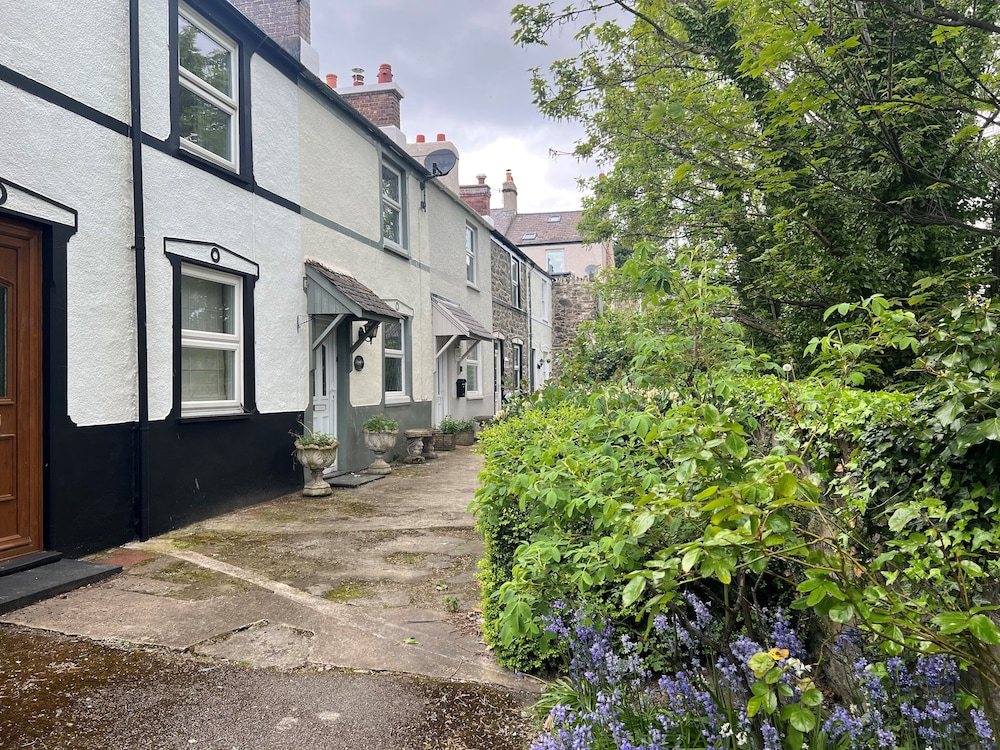 4 Railway Terrace
