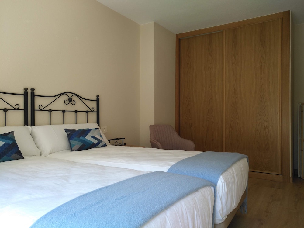 Spacious Apartment in Villavivciosa to Enjoy a few Days of Vacation photo 3