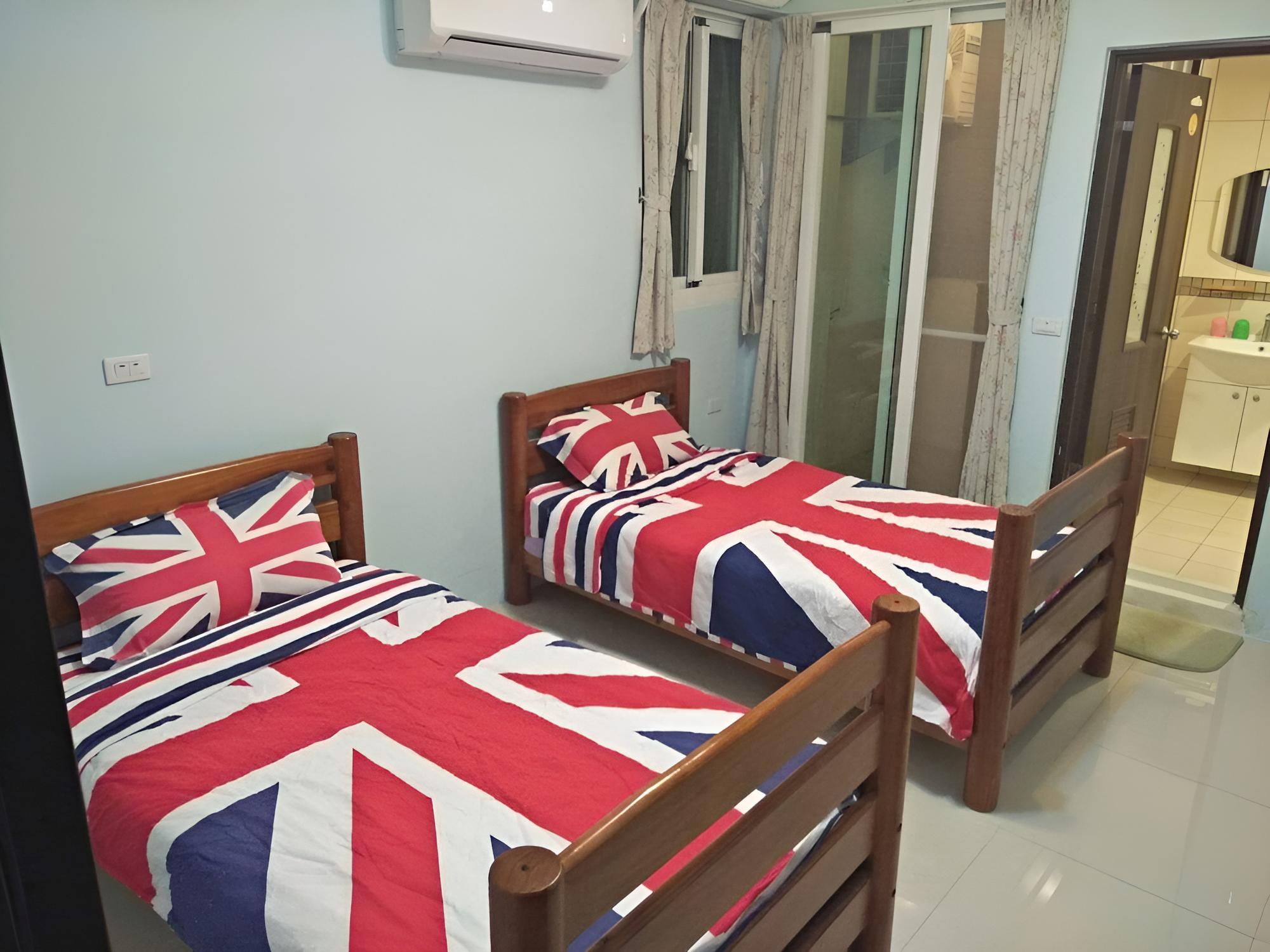 Wulas Dorm Backpackers