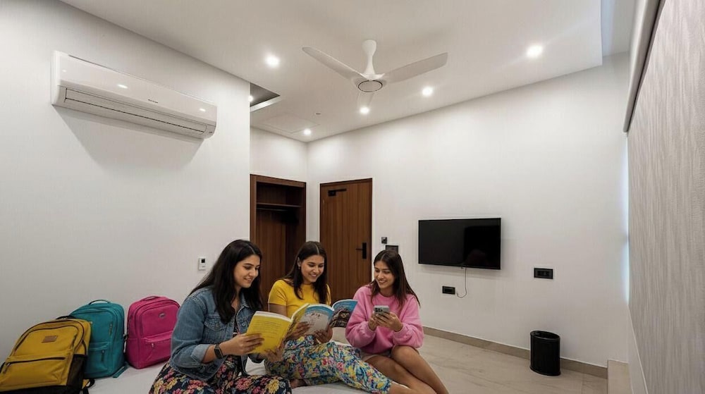 The Metrostay Delhi