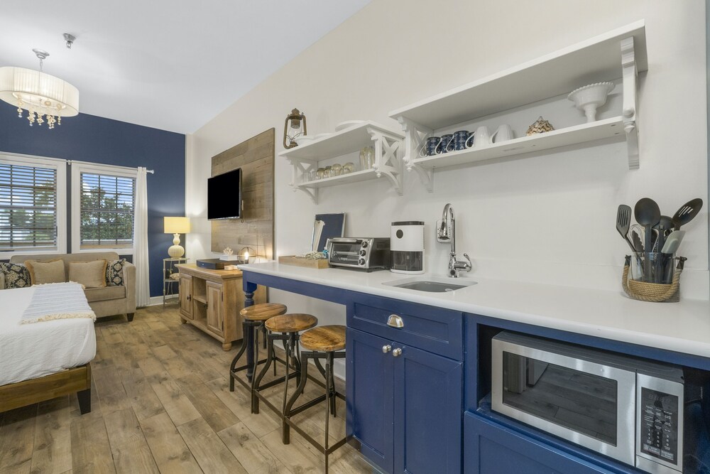 Village of South Walton by Panhandle Getaways