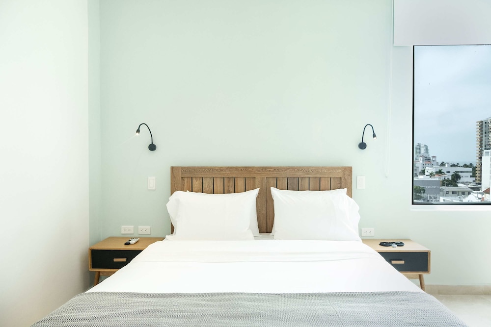 w Trendy 2BR in the Heart of Bocagrande