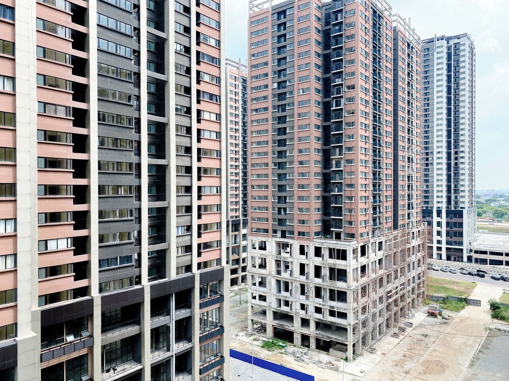 Clean And Homey 2Br At Meikarta Apartment