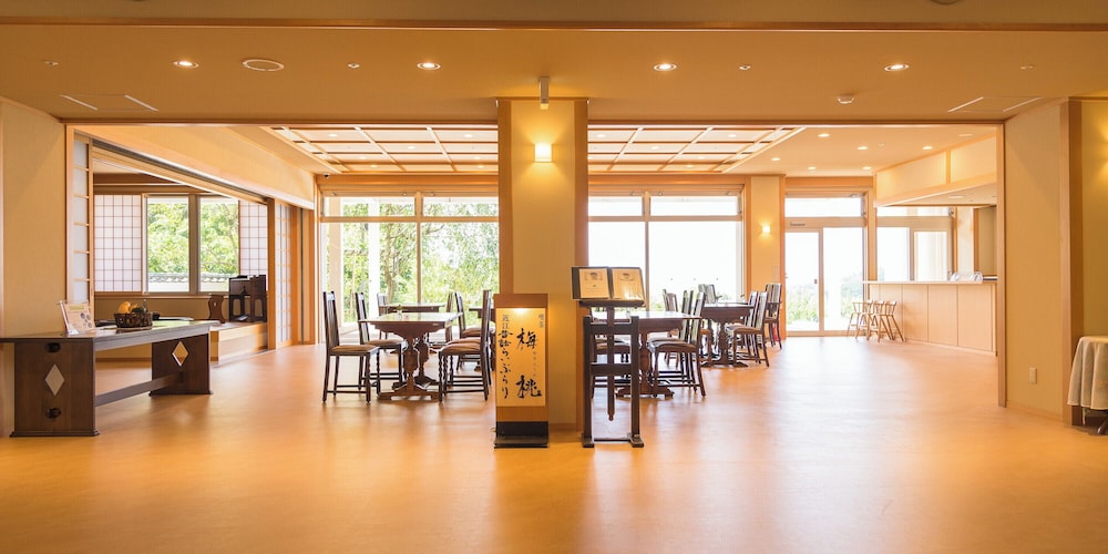 Satoyu Mukashibanashi Yuzanso Ryokan