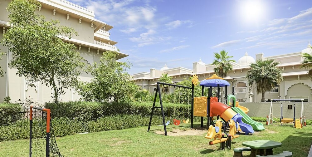 LUX The Grandeur Palm Garden View Suite