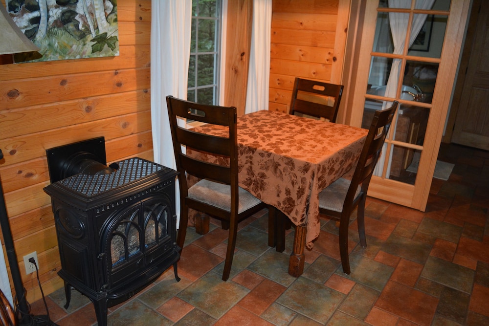 Copper Creek Inn at Mt Rainier