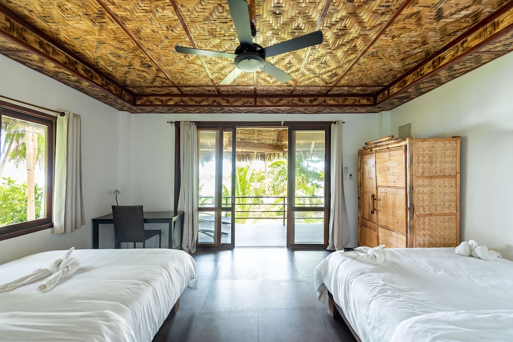 Siargao Inn Beach Resort