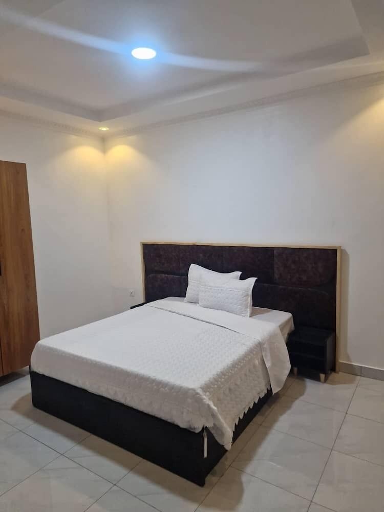 Iwabo Apartments