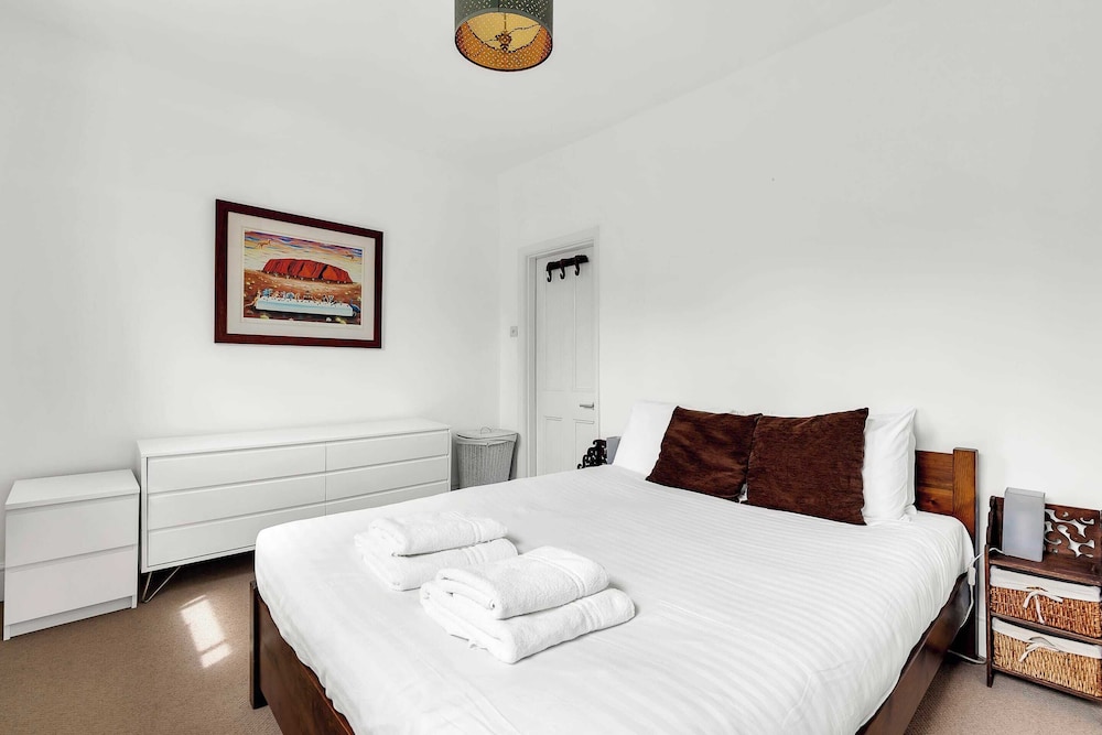 Charming Golborne Escape