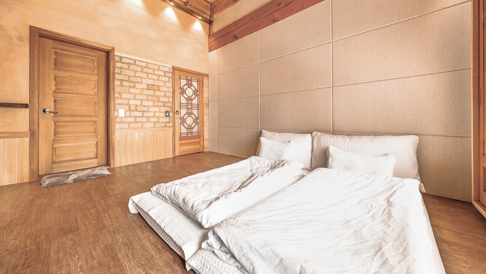 Yangpyeong Agni Choshi Mae Hanok Stay