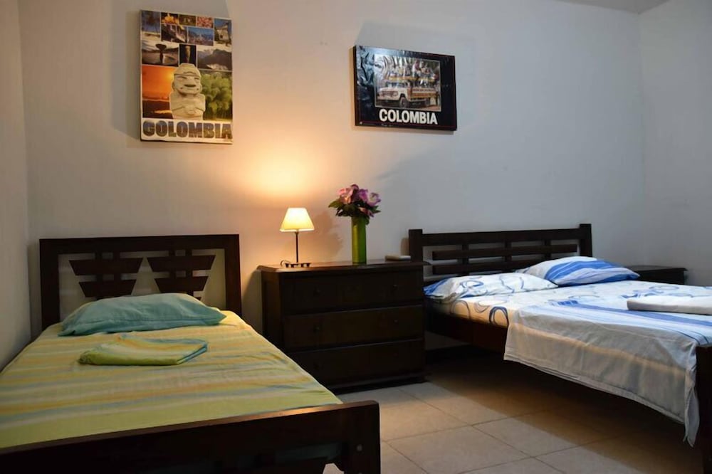 Casa Blanca Hostel