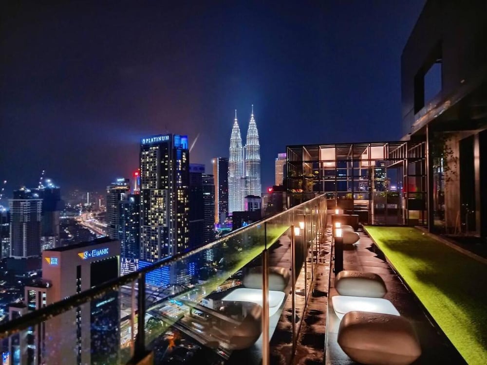 Klcc Studio With a Rooftop Garden/playground