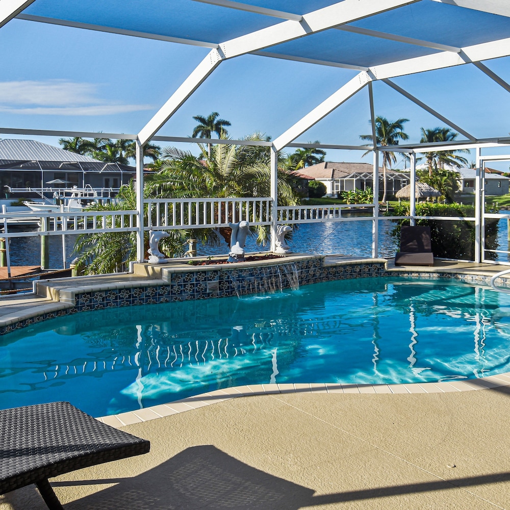Lupita Great Villa 3 Bed 2 Bath Pool Boat Dock view 3