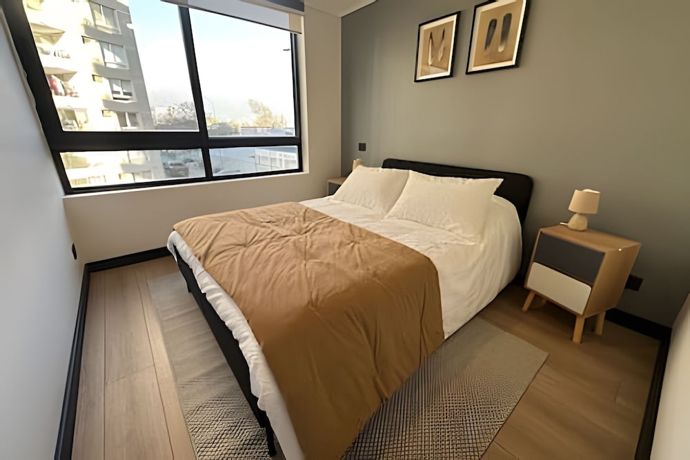 Oceana Suites San Eugenio