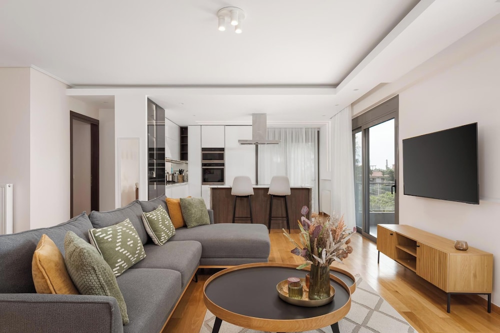 Glyfada Golden Stay