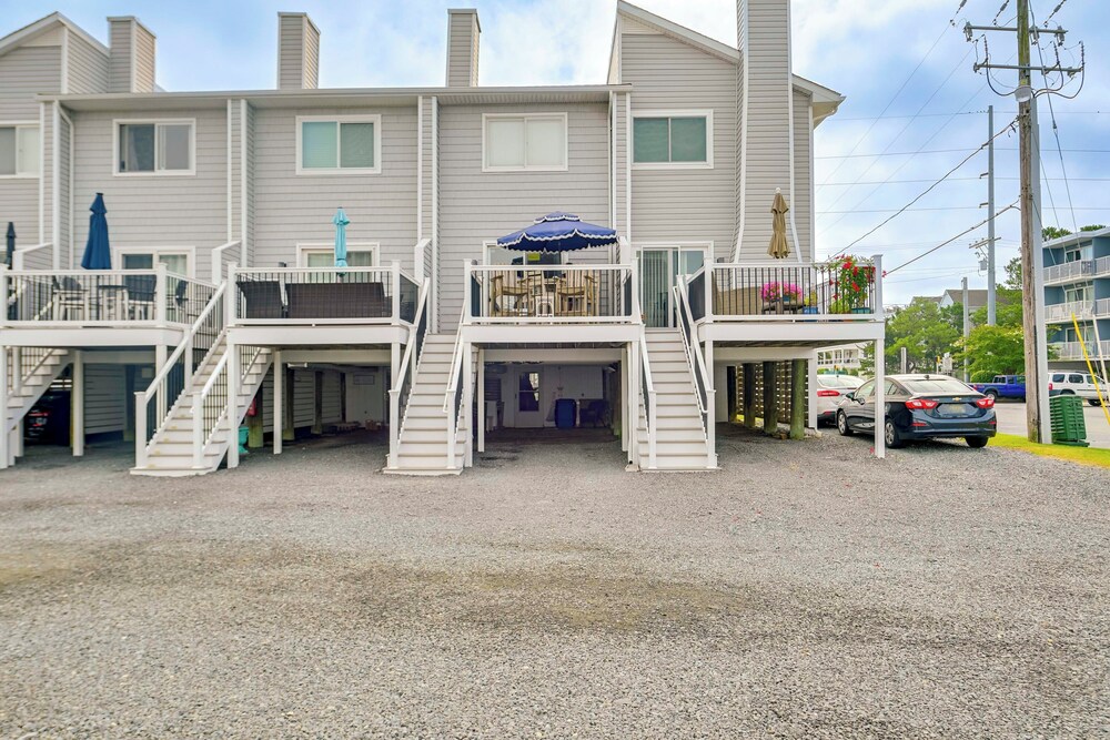 Steps to Rehoboth Bay Marina! Condo w/ Pool Access