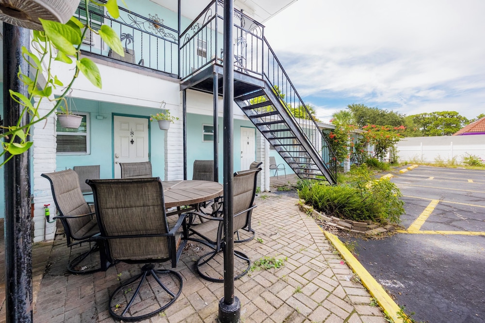 Siesta Motor Inn By Townhouse Kennedy Space Center Titusville I 95