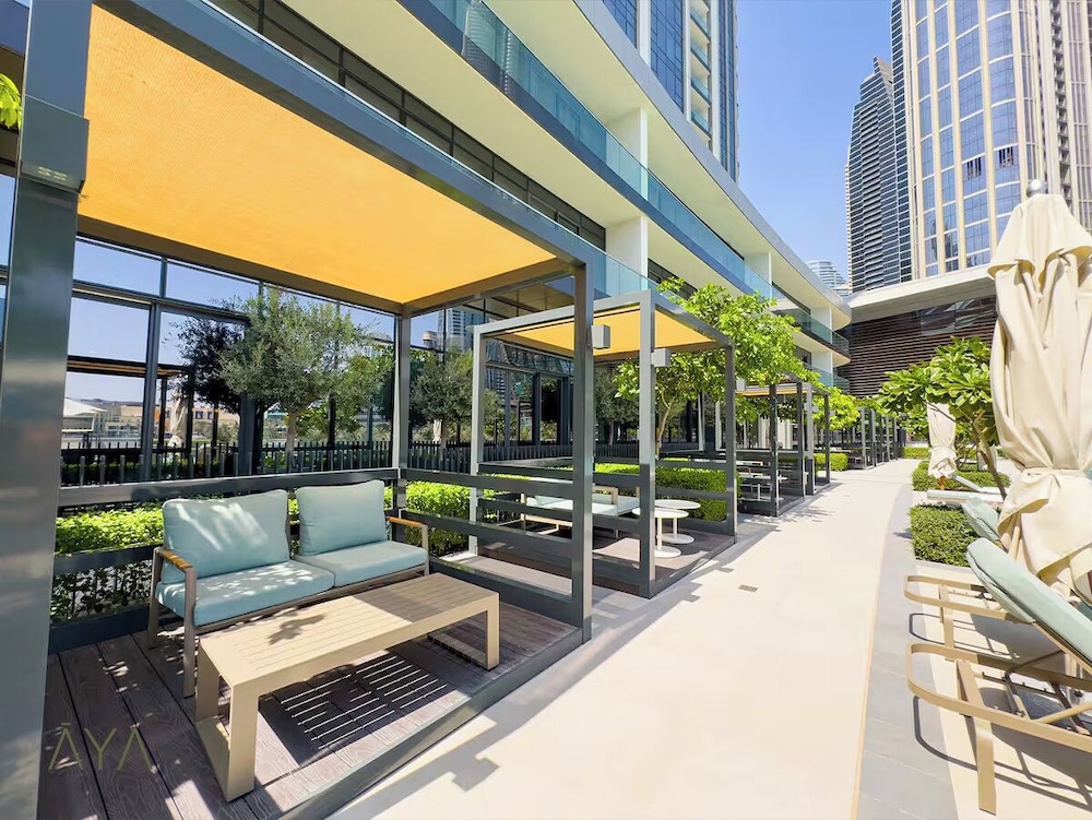 Downtown Luxe 1BR Vibes at Grande