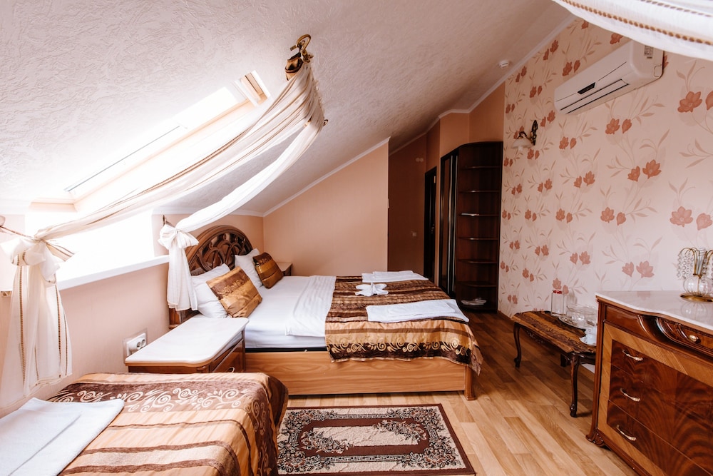 Imperial Hotel