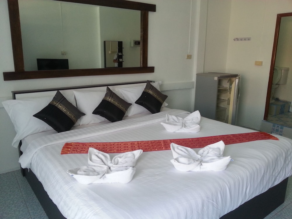 Chaam Guesthouse