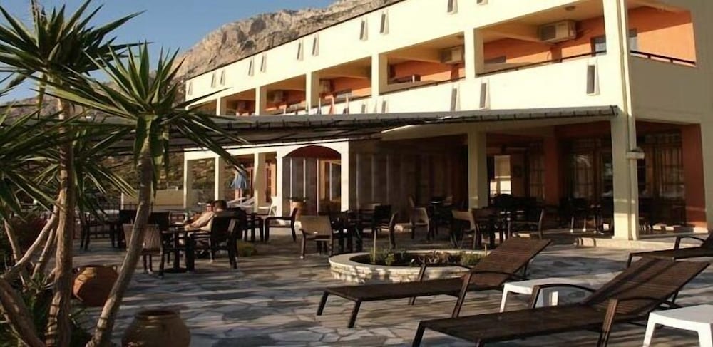 Philoxenia Hotel