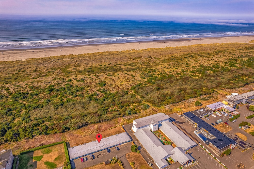 Sandy Days Condo in Ocean Shores