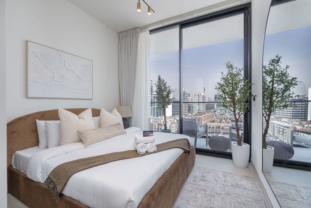 Tranquil 2 Bedroom in Binghatti Onyx With a Private Pool and City View