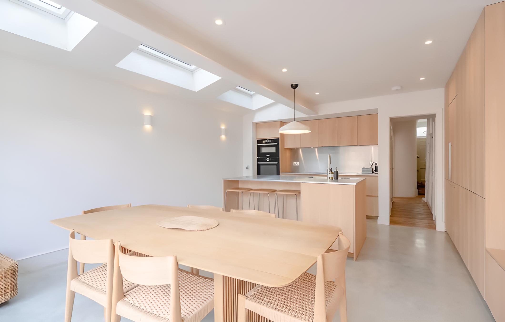 Beautiful Minimalistic 2BD House - Victoria Park