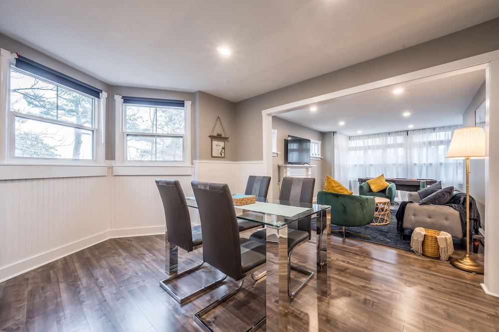 3 BR Cozy Chic Oasis