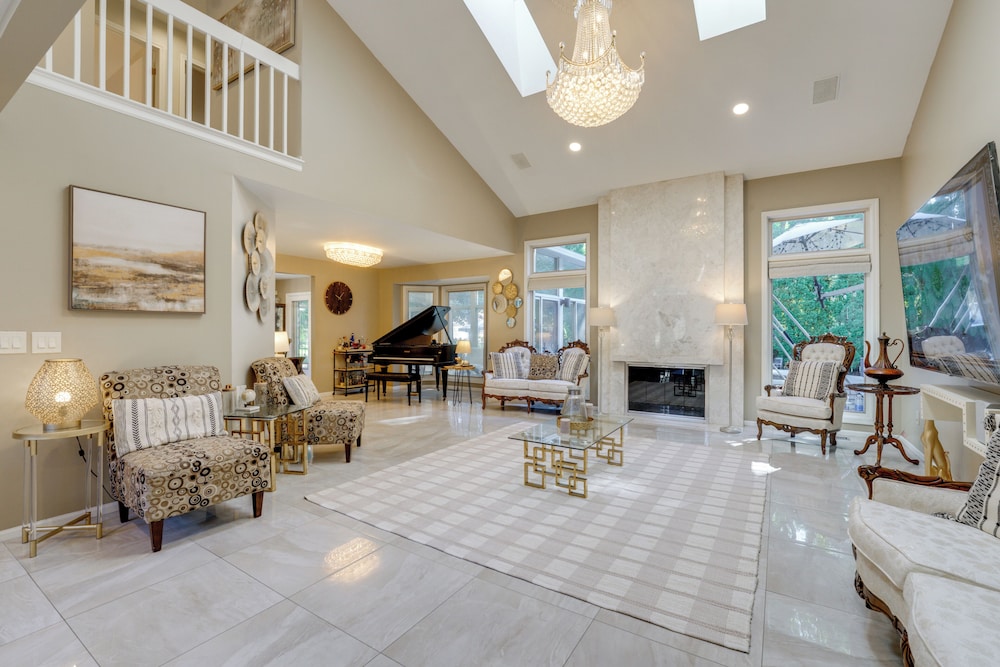 Indoor & Outdoor Entertainment! Luxe Michigan Home