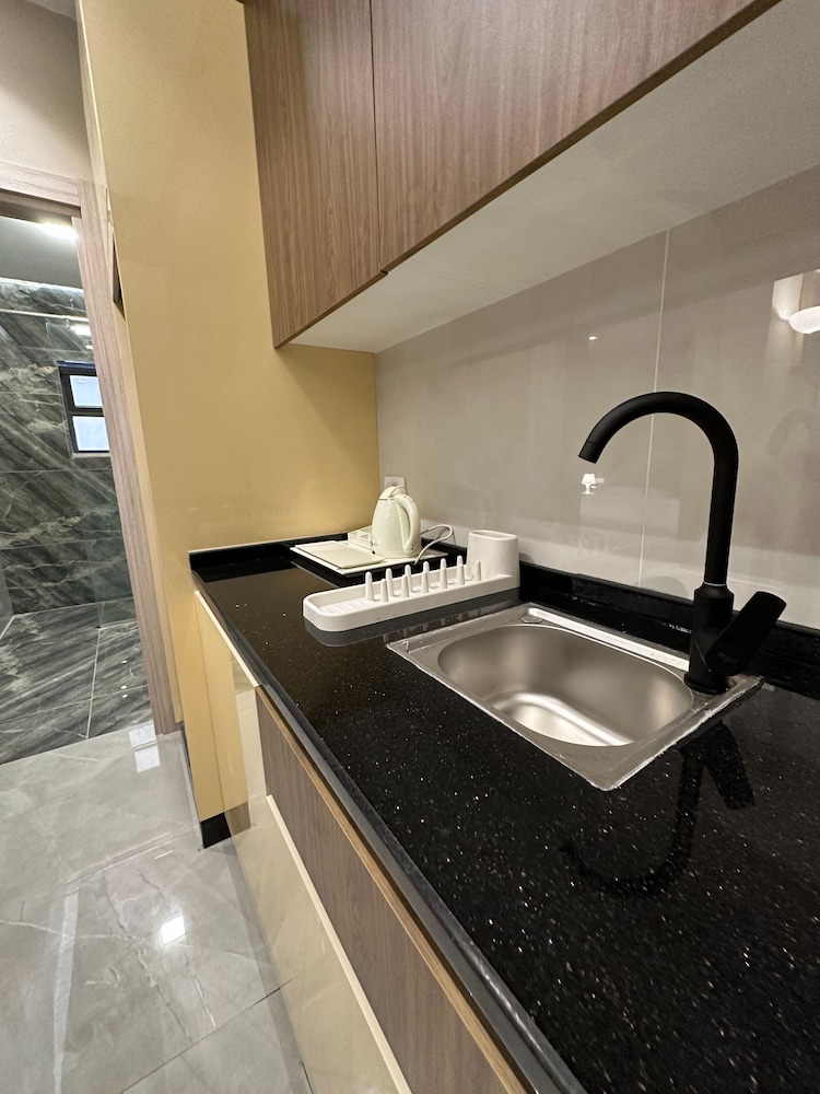 Charming Amman Apartment With Electric Heating & Free Par