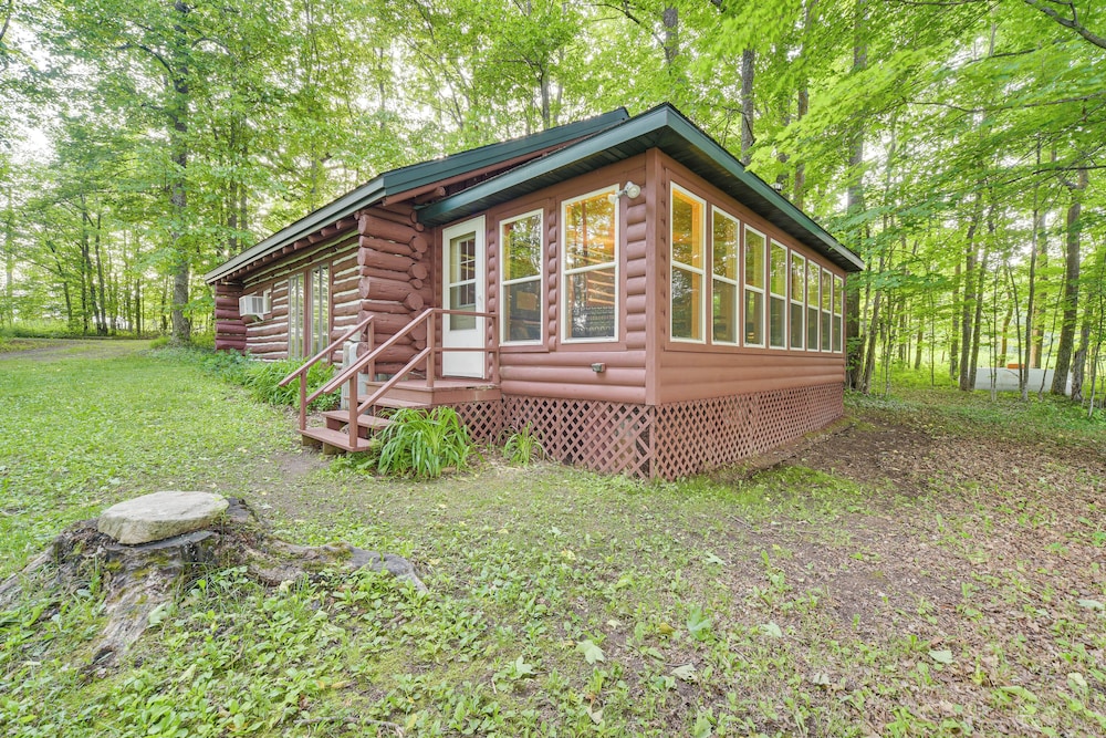 Authentic Log Cabin w/ Private Pond in Glidden
