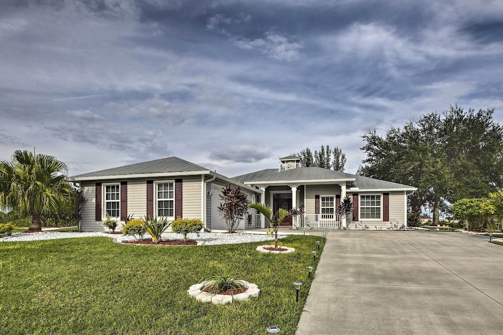 Lakefront Cape Coral Getaway w/ Furnished Lanai! view 2