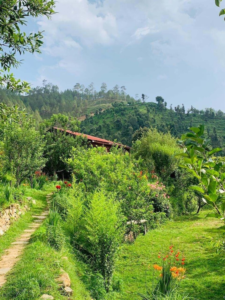 Itmenaan Estate
